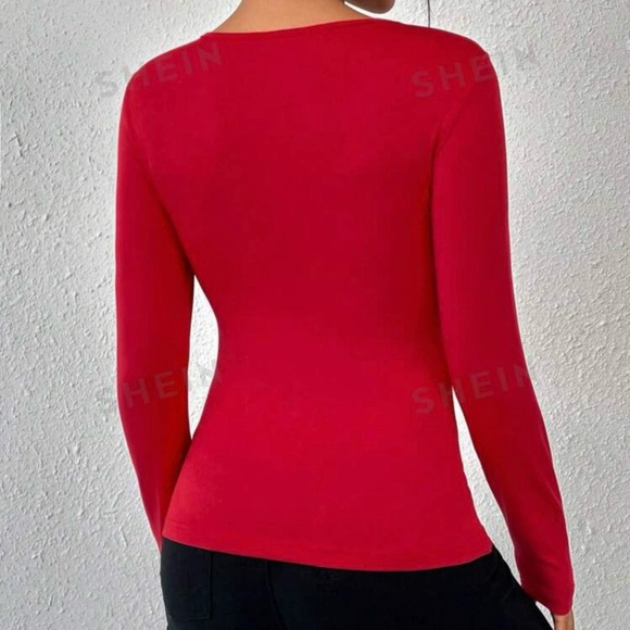 5/20$ Red Criss Cross Cut out Wrap Long Sleeve - Picture 3 of 4